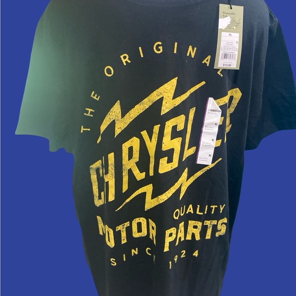 Black and Yellow Chrysler Graphic T-Shirt - Picture 1 of 4